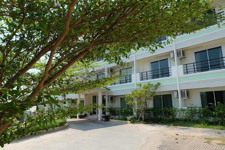 Privacy Residence Lop Buri Exterior foto